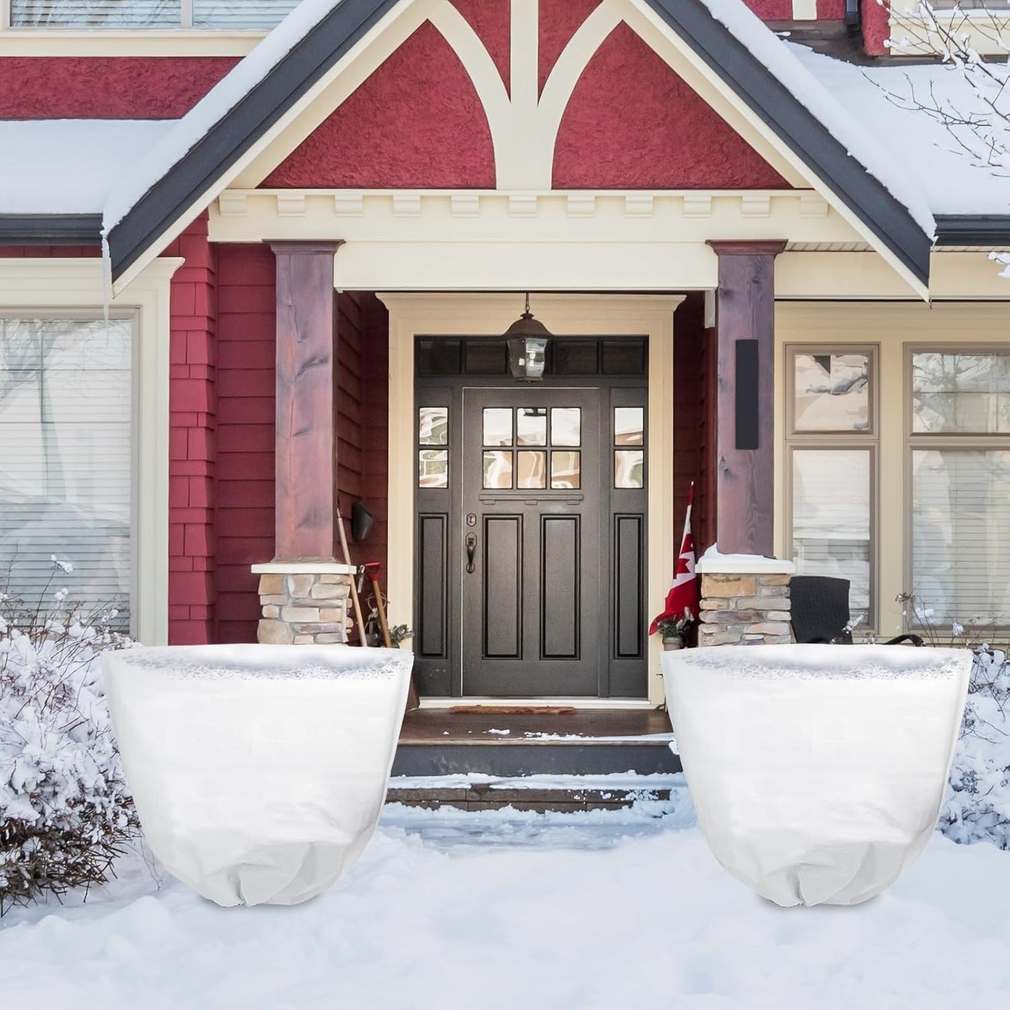 Svepndic 4 PCS Winter Plant Covers Freeze Protection,39X39 Reusable Plant Protector Bag with Drawstring,Winter Plants Jacket Warm Shrubs Cover Blanket Frost Protection for Outdoor Garden Plants