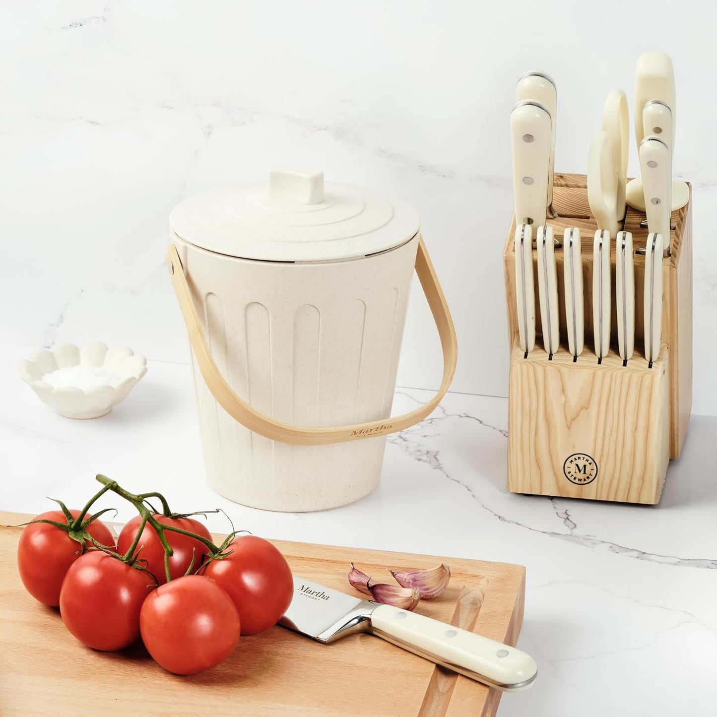 Martha Stewart Indoor Compost Bin | Countertop Composting Bucket for Kitchen | .7 Gallon Capacity | Includes Filter | Plant Based Materials | Linen White